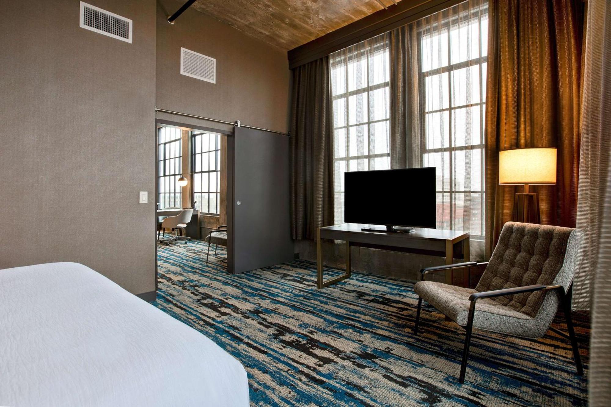 Embassy Suites By Hilton Rockford Riverfront Esterno foto