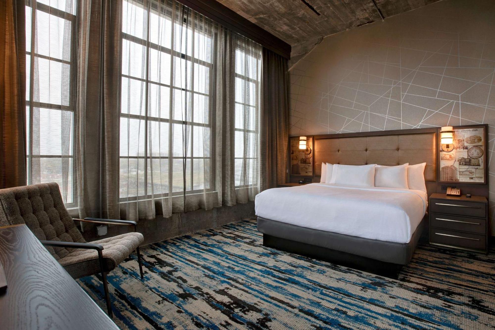 Embassy Suites By Hilton Rockford Riverfront Esterno foto